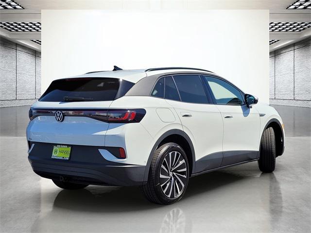 new 2025 Volkswagen ID.4 car, priced at $51,076