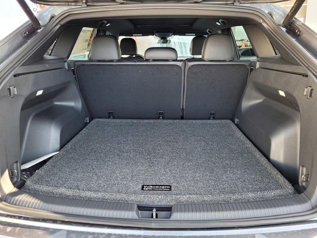 new 2024 Volkswagen Atlas Cross Sport car, priced at $46,568