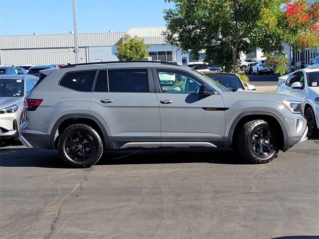 new 2024 Volkswagen Atlas car, priced at $49,839