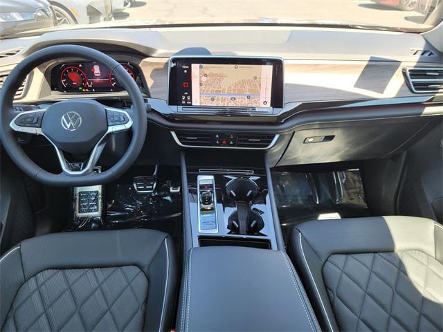 new 2025 Volkswagen Atlas car, priced at $53,439