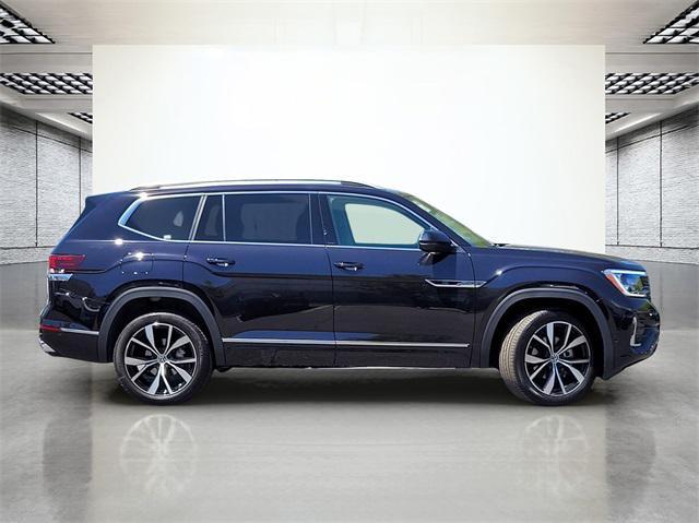 new 2025 Volkswagen Atlas car, priced at $53,439