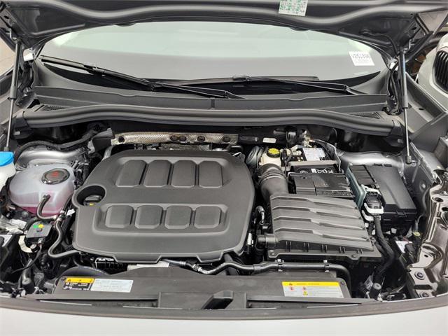 new 2025 Volkswagen Tiguan car, priced at $34,220