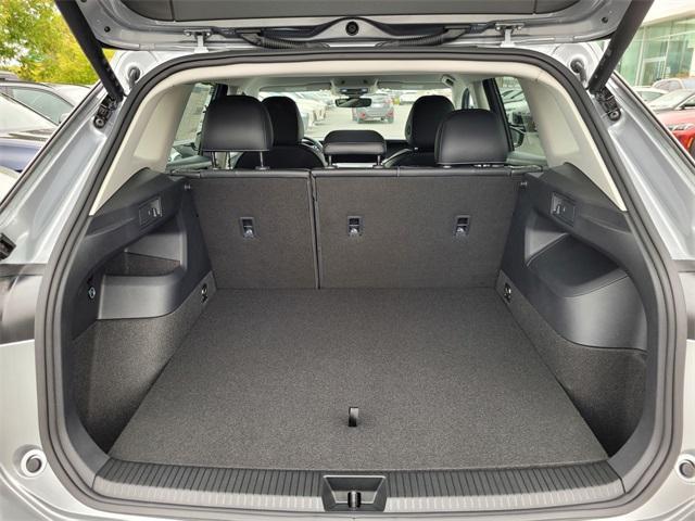 new 2025 Volkswagen Tiguan car, priced at $34,220