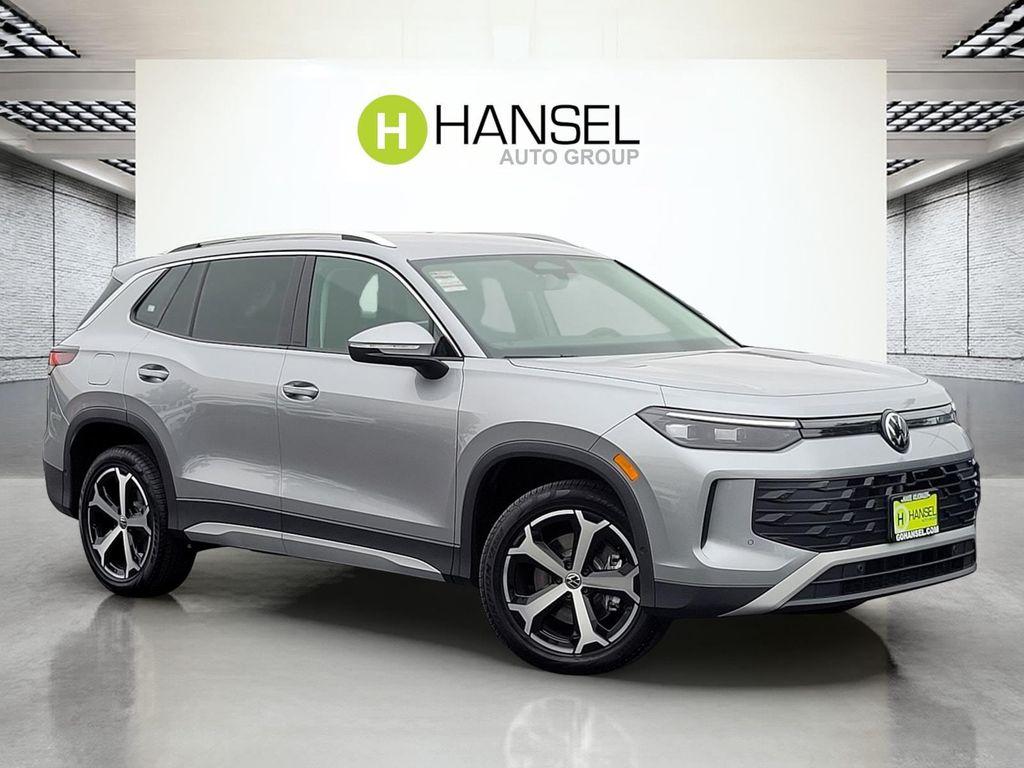 new 2025 Volkswagen Tiguan car, priced at $32,970