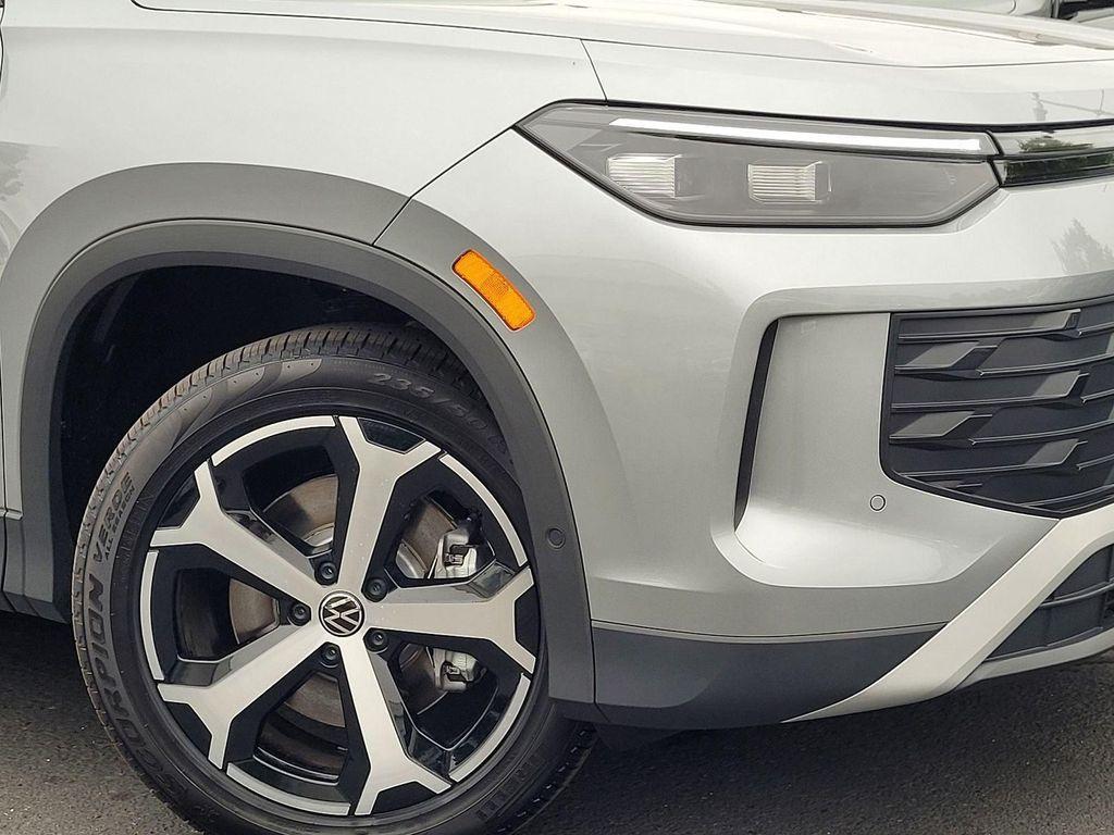 new 2025 Volkswagen Tiguan car, priced at $32,970