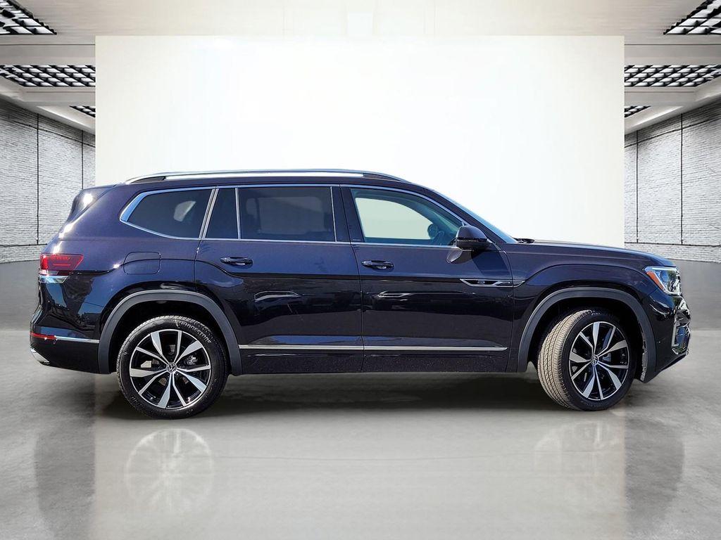 new 2025 Volkswagen Atlas car, priced at $51,439