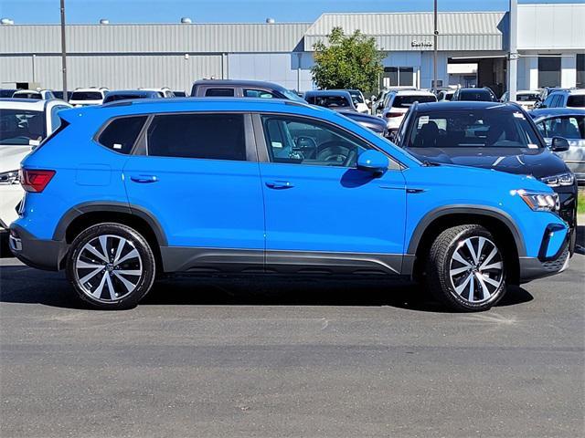 new 2024 Volkswagen Taos car, priced at $31,426