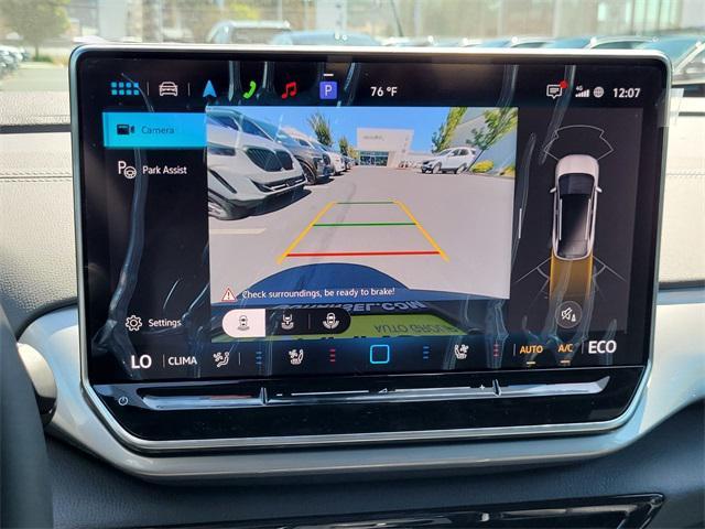 new 2025 Volkswagen ID.4 car, priced at $53,826