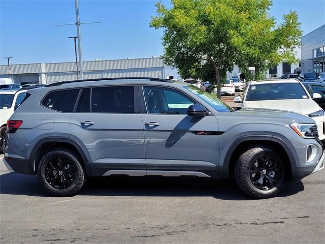 new 2024 Volkswagen Atlas car, priced at $54,241