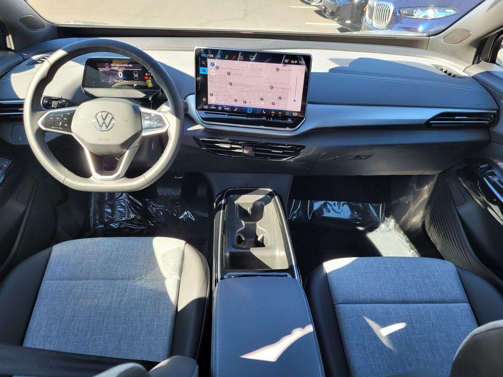 new 2025 Volkswagen ID.4 car, priced at $39,926