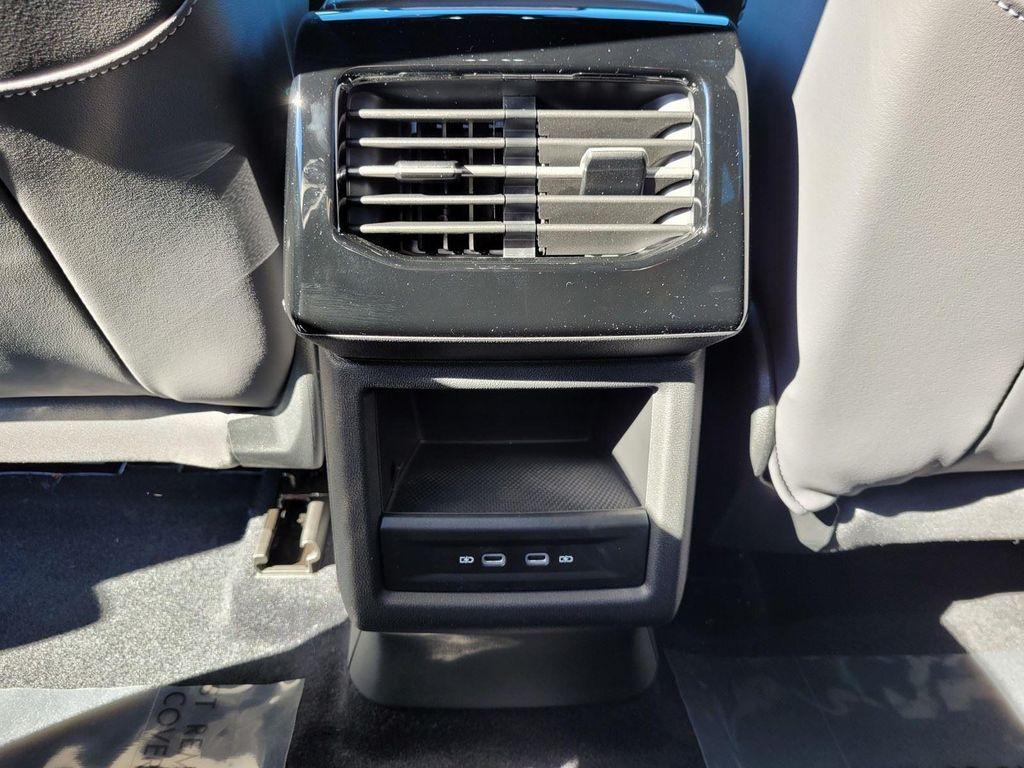 new 2025 Volkswagen ID.4 car, priced at $39,926