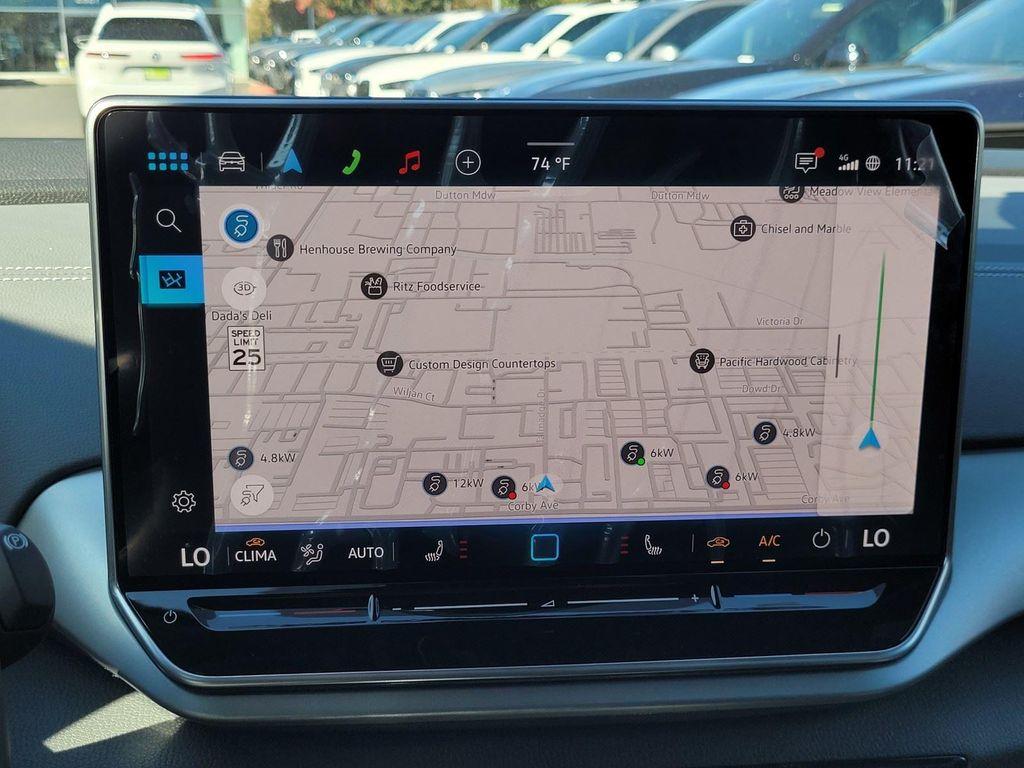 new 2025 Volkswagen ID.4 car, priced at $39,926