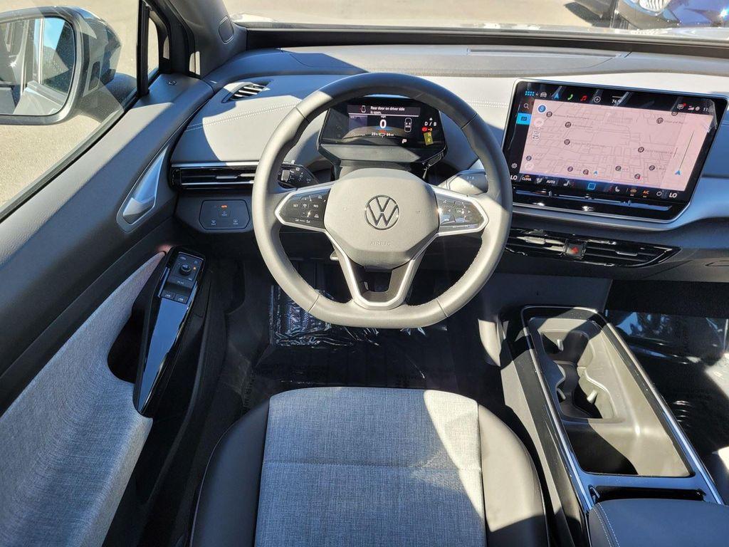 new 2025 Volkswagen ID.4 car, priced at $39,926