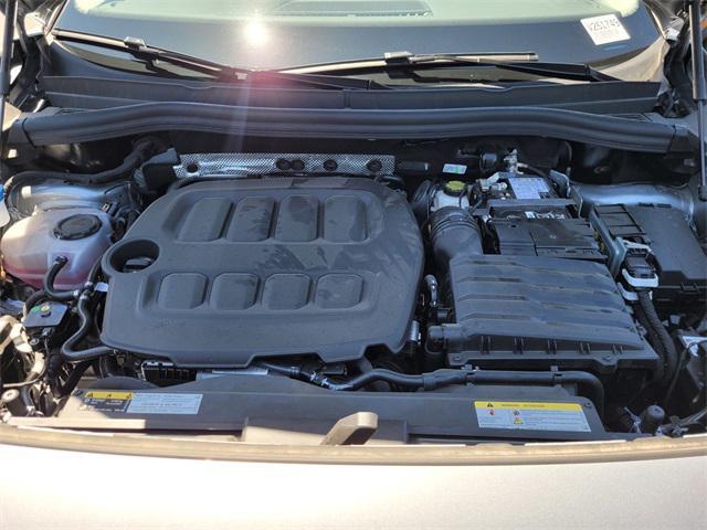new 2025 Volkswagen Tiguan car, priced at $31,826