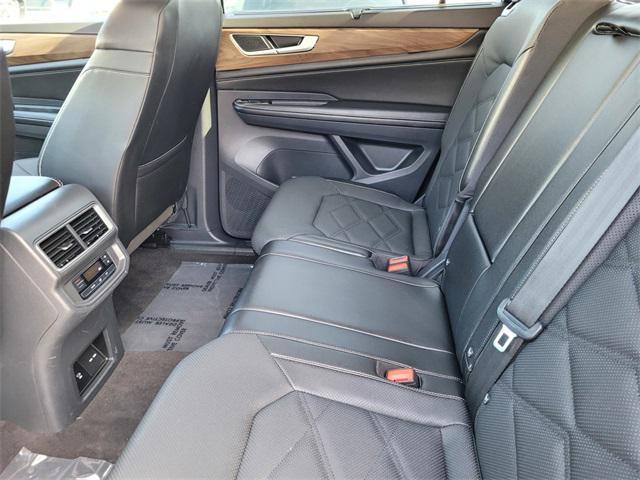 used 2024 Volkswagen Atlas car, priced at $30,750