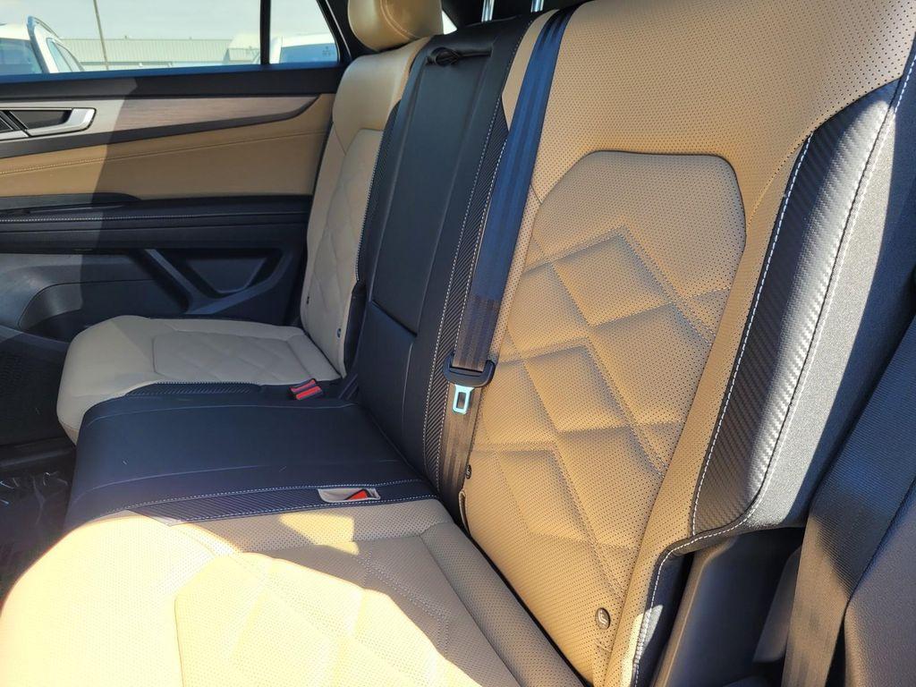 new 2025 Volkswagen Atlas Cross Sport car, priced at $35,911