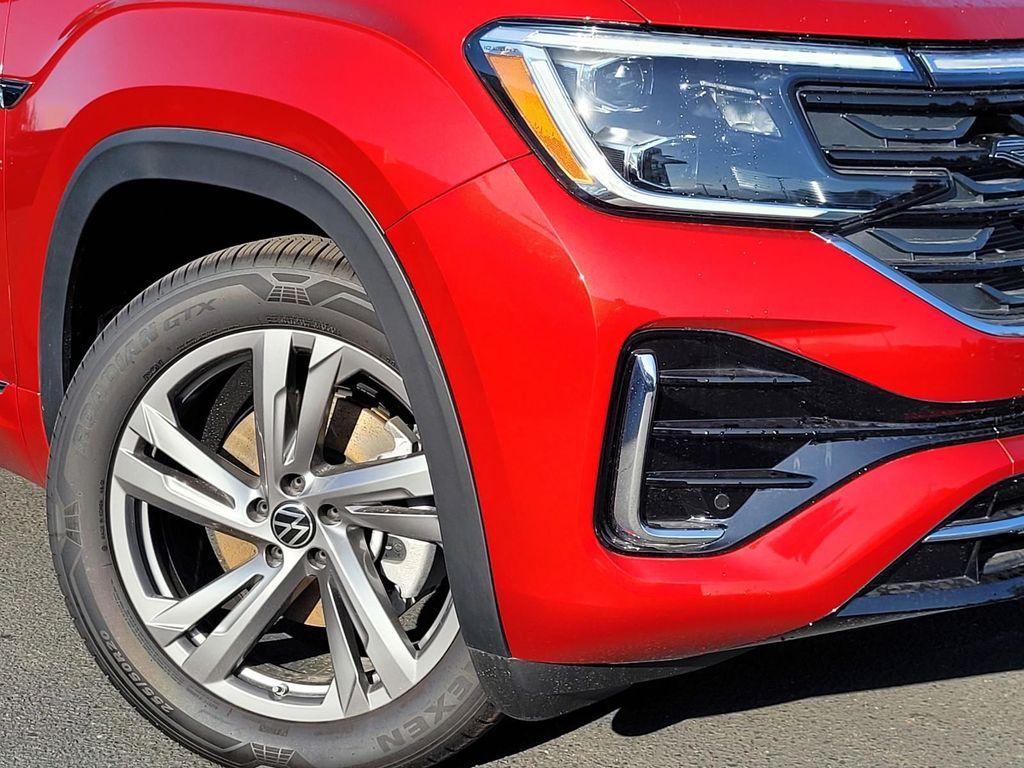 new 2024 Volkswagen Atlas Cross Sport car, priced at $46,963