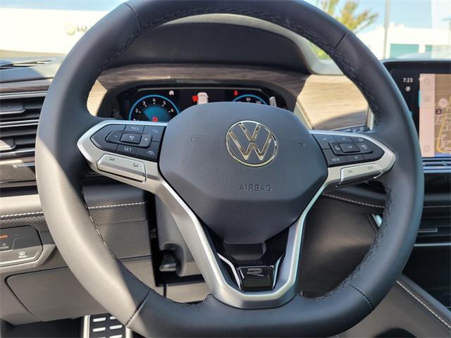 new 2025 Volkswagen Atlas car, priced at $56,244