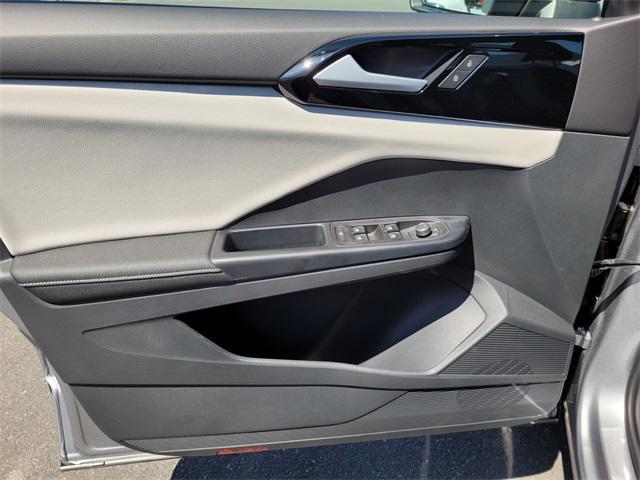 new 2025 Volkswagen Taos car, priced at $25,716