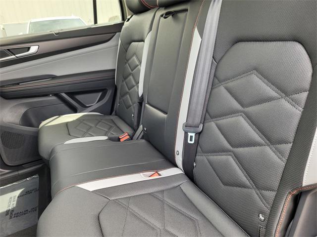 new 2025 Volkswagen Atlas car, priced at $45,263