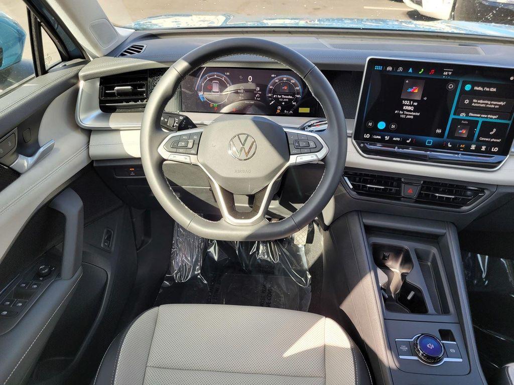 new 2025 Volkswagen Tiguan car, priced at $34,286