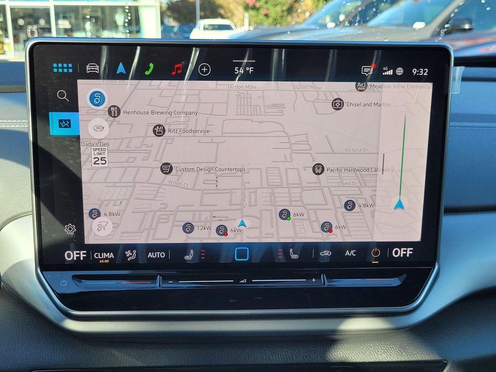 new 2025 Volkswagen ID.4 car, priced at $39,926