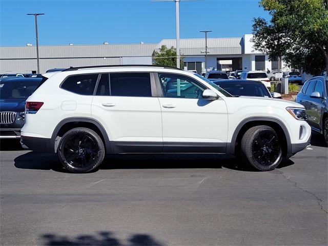 new 2024 Volkswagen Atlas car, priced at $44,749