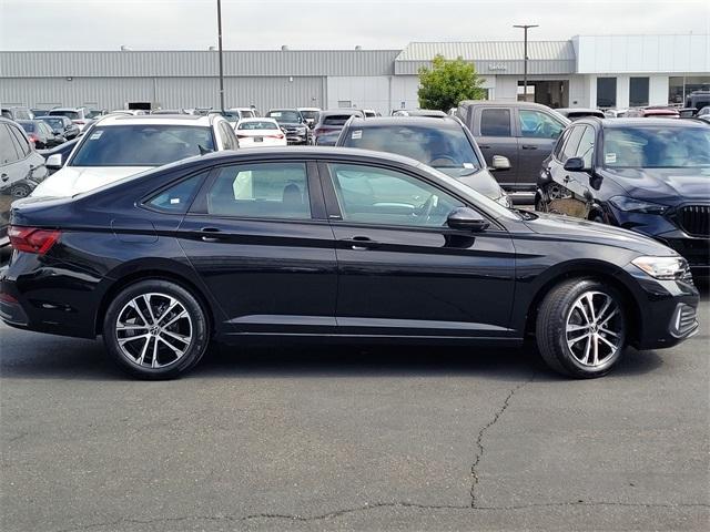 new 2024 Volkswagen Jetta car, priced at $24,505