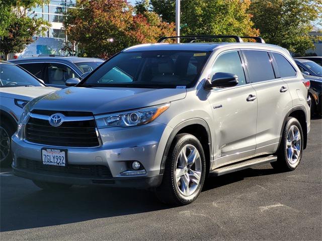 used 2014 Toyota Highlander Hybrid car, priced at $13,888