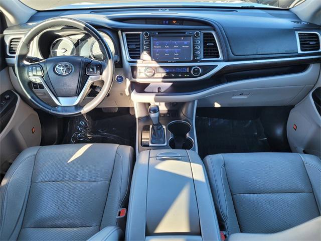 used 2014 Toyota Highlander Hybrid car, priced at $13,888