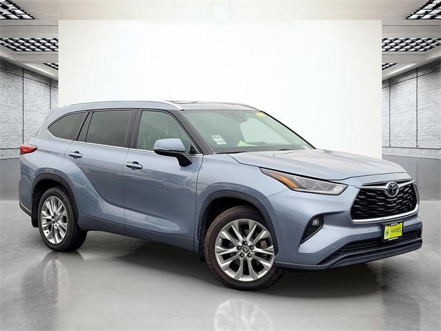 used 2020 Toyota Highlander car, priced at $34,500