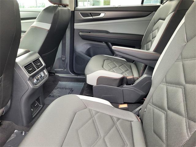 new 2025 Volkswagen Atlas car, priced at $46,709