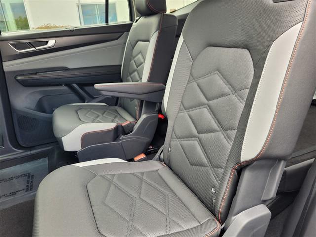 new 2025 Volkswagen Atlas car, priced at $46,709