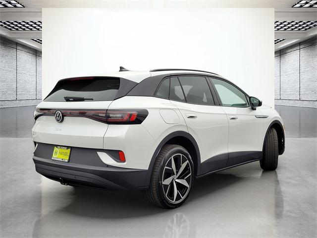 new 2025 Volkswagen ID.4 car, priced at $52,131