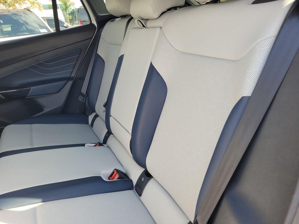 new 2025 Volkswagen ID.4 car, priced at $46,026