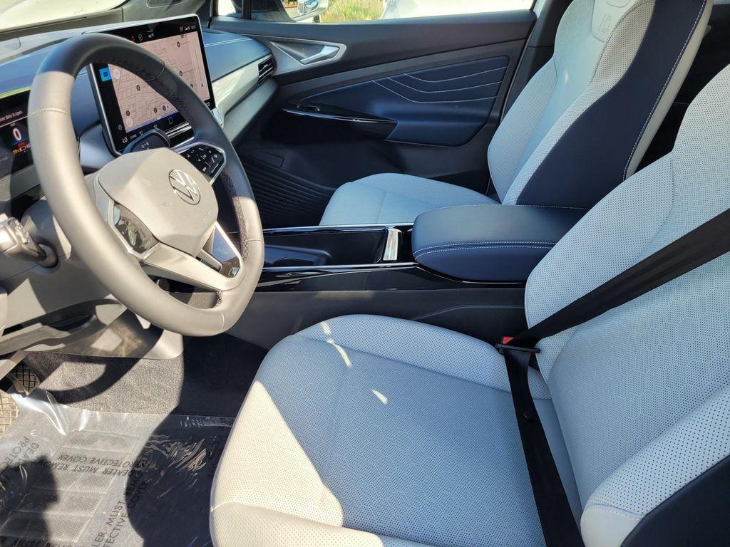 new 2025 Volkswagen ID.4 car, priced at $46,026
