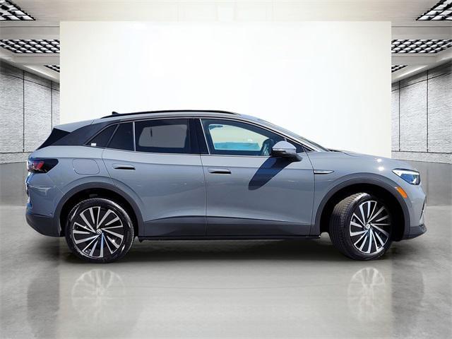 new 2025 Volkswagen ID.4 car, priced at $47,576