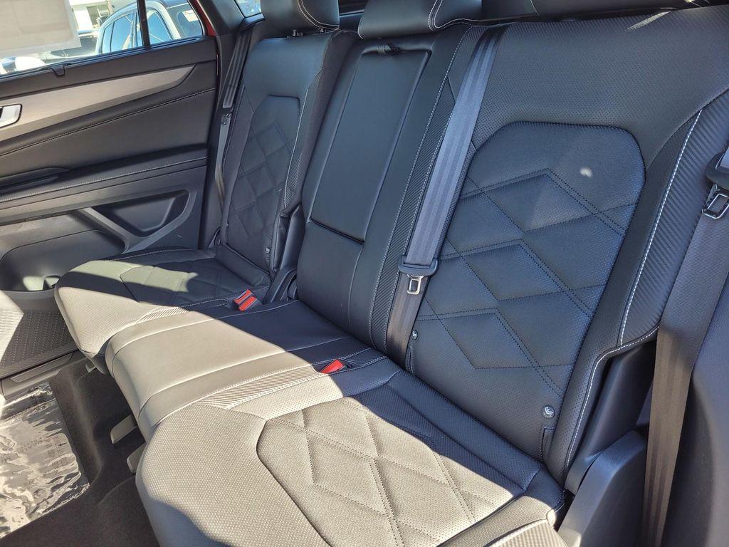 new 2024 Volkswagen Atlas Cross Sport car, priced at $42,531