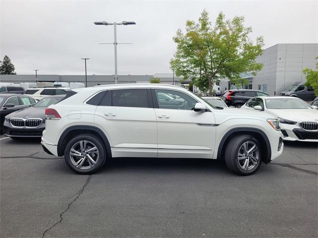 new 2024 Volkswagen Atlas Cross Sport car, priced at $50,946