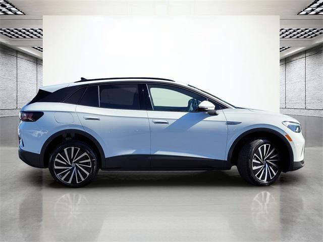 new 2025 Volkswagen ID.4 car, priced at $45,576