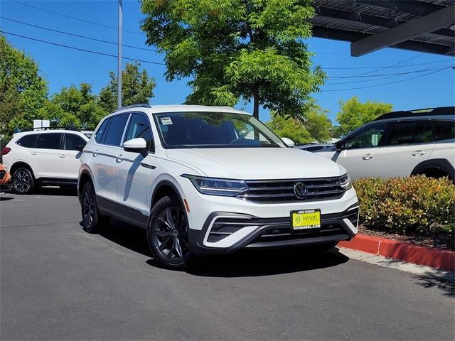 new 2024 Volkswagen Tiguan car, priced at $35,084