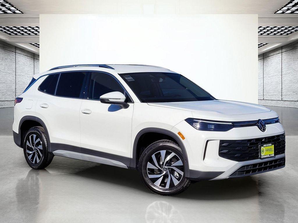 new 2026 Volkswagen Tiguan car, priced at $32,937