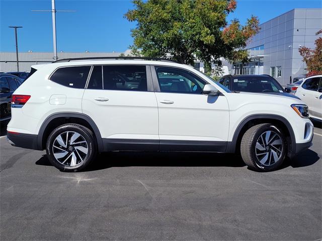 new 2024 Volkswagen Atlas car, priced at $45,354