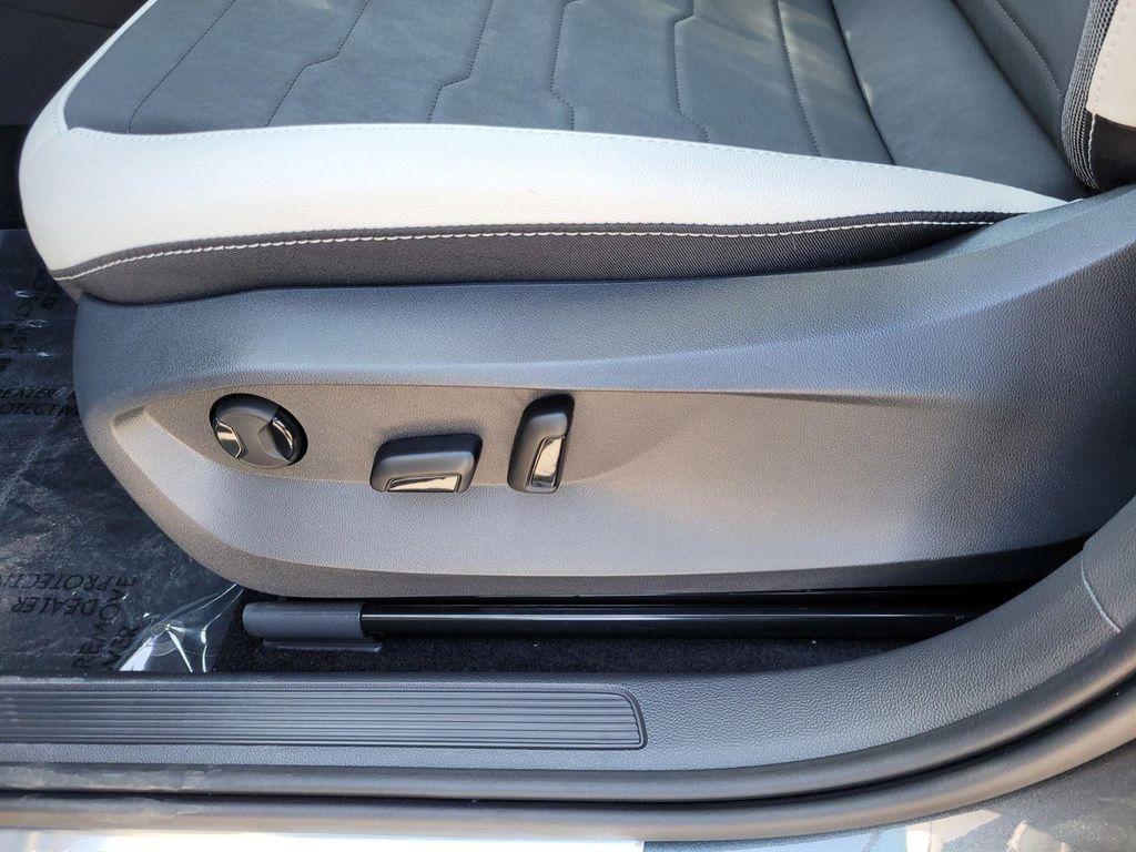 new 2025 Volkswagen Taos car, priced at $30,106