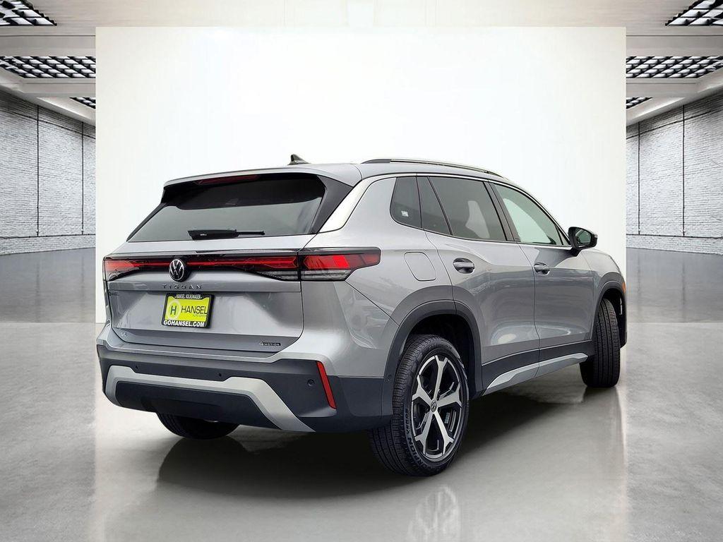 new 2025 Volkswagen Tiguan car, priced at $32,970