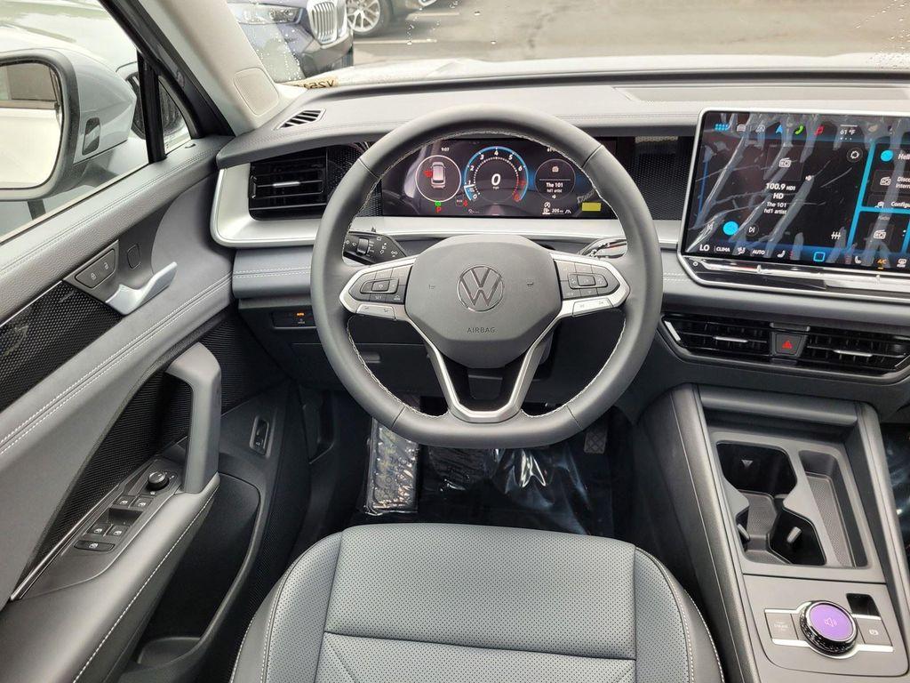 new 2025 Volkswagen Tiguan car, priced at $32,970