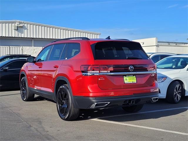 new 2024 Volkswagen Atlas car, priced at $46,761