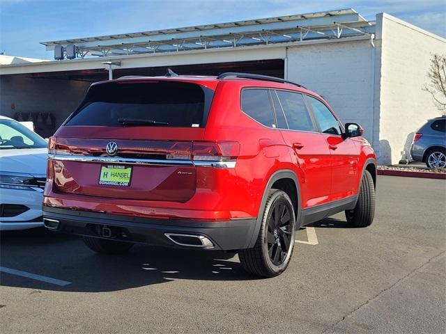 new 2024 Volkswagen Atlas car, priced at $46,761