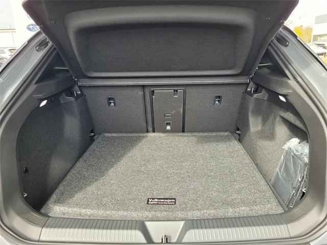 new 2025 Volkswagen ID.4 car, priced at $56,176