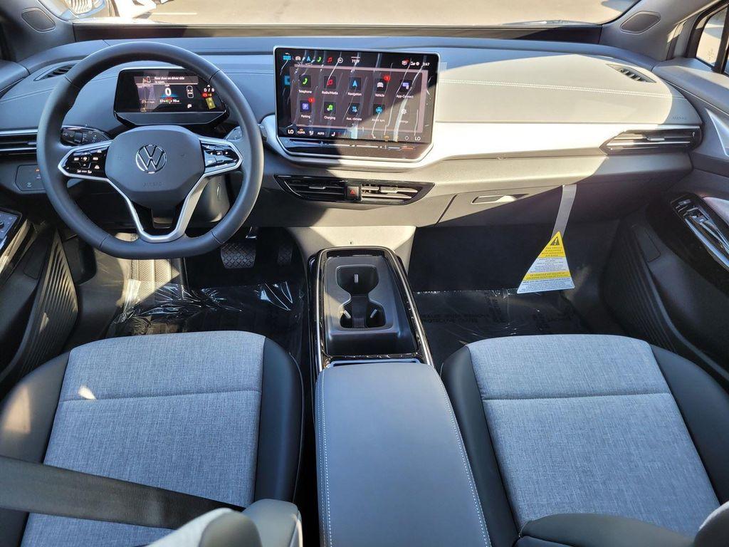 new 2025 Volkswagen ID.4 car, priced at $39,926